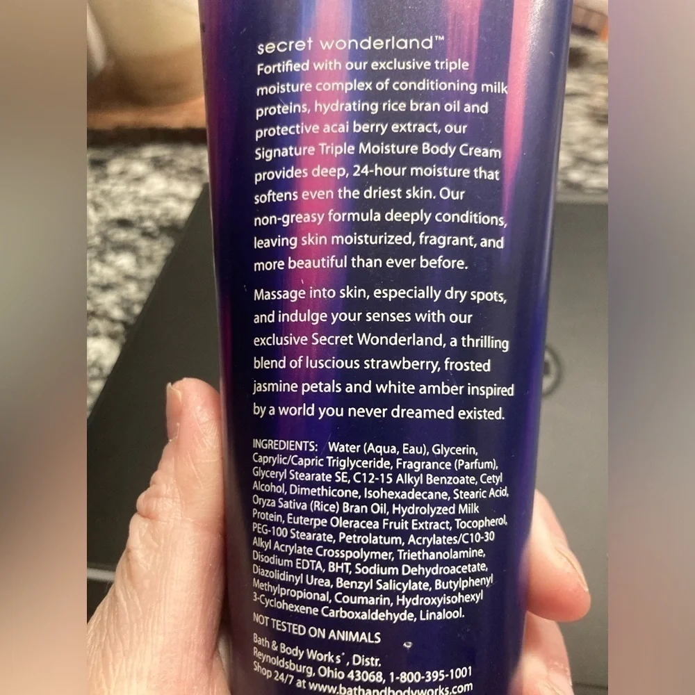 Bath & Body Works triple moisture body cream Secret Wonderland.discontinued